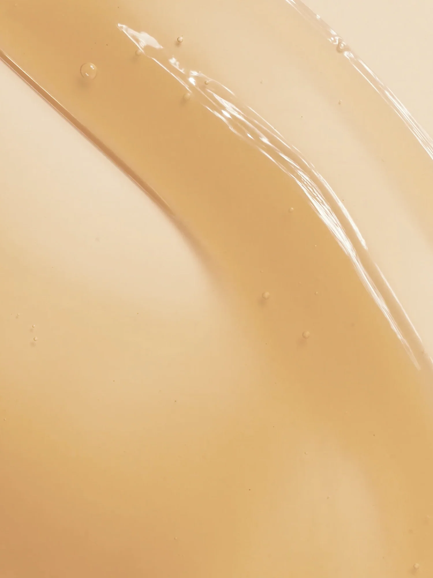 Lipid Lip Hydrating Glossy Oil - Image 6